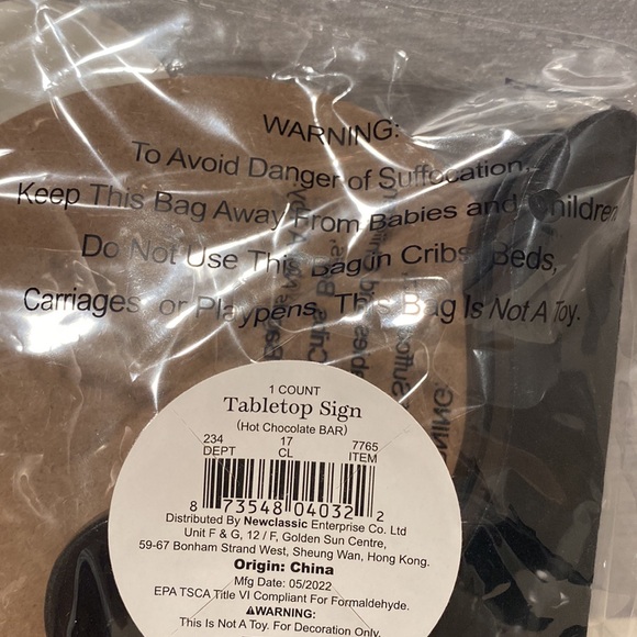 Target 2022 Hot Chocolate Bar Sign - Picture 3 of 5